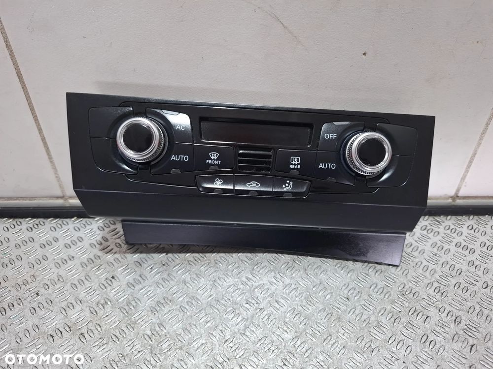 Panel klimatyzacji nawiewu Audi A4B8 lift 2013 rok nr 8K2820043AH - 1