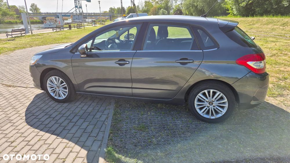 Citroën C4 1.6 e-HDi Selection MCP - 4