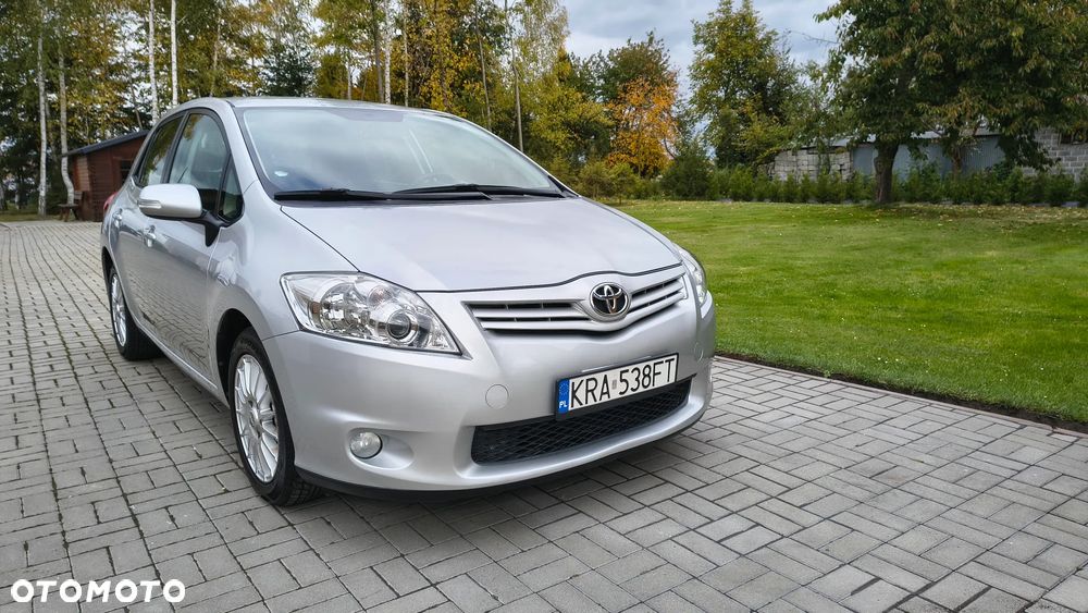 Toyota Auris - 2