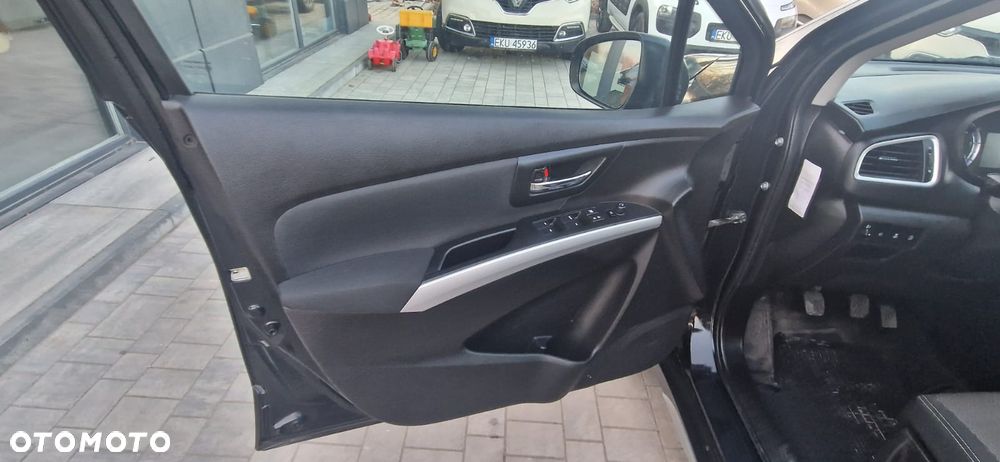 Suzuki SX4 S-Cross 1.6 DDiS 4x2 Comfort - 29