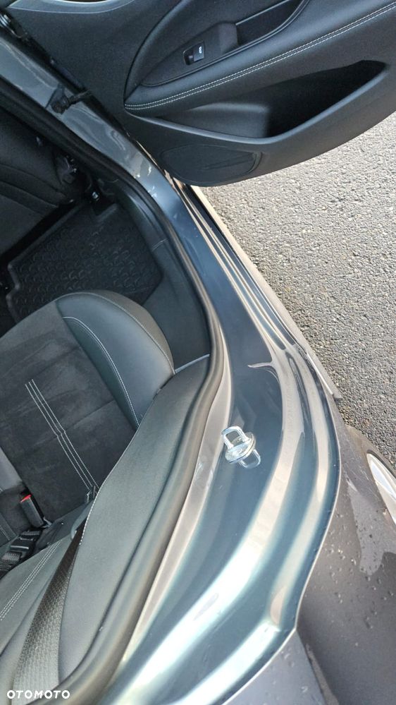 Opel Insignia 2.0 T 4x4 GSi + S&S - 14