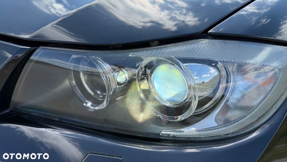 BMW Seria 3 320d - 29