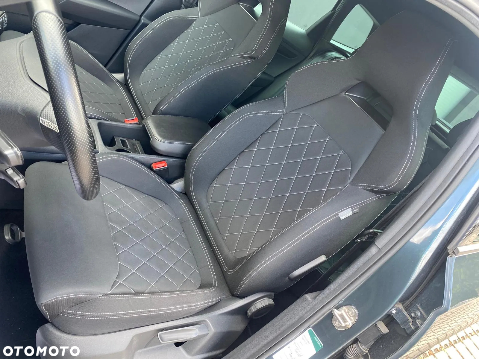 Skoda Karoq 2.0 TDI SCR 4x2 Sportline - 22
