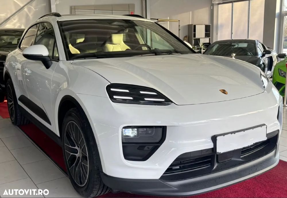 Porsche Macan - 1