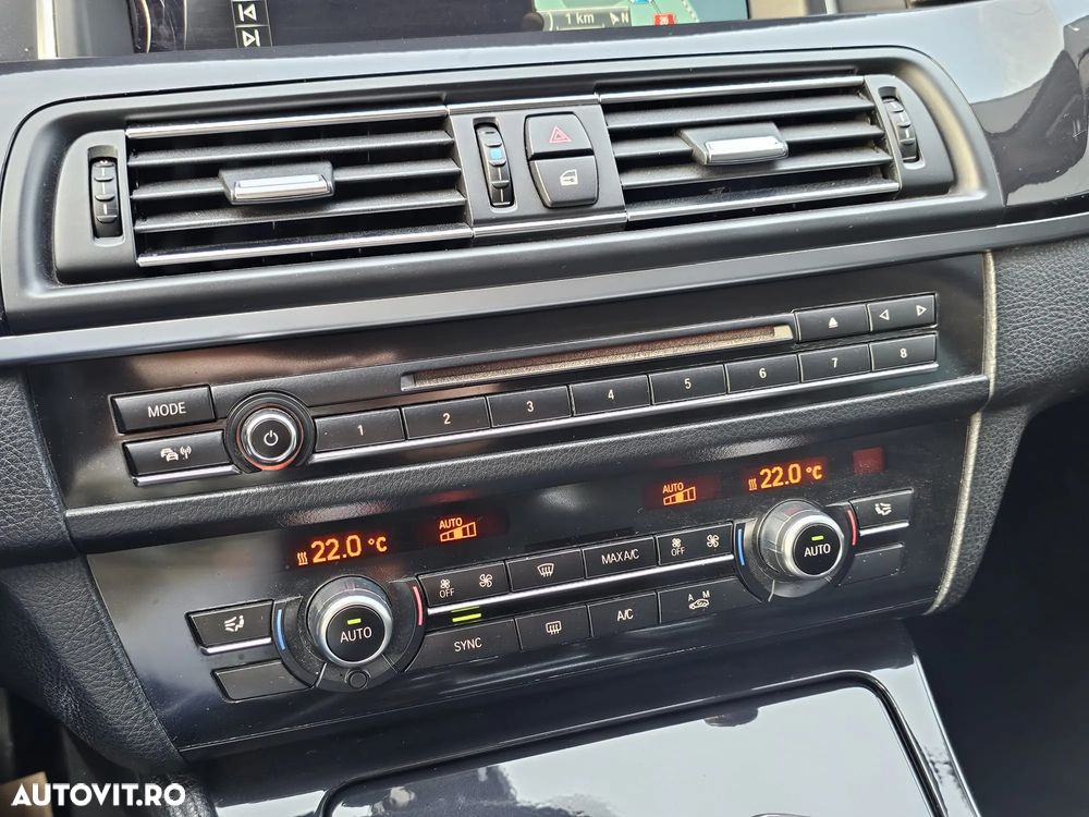 BMW Seria 5 520d AT - 25