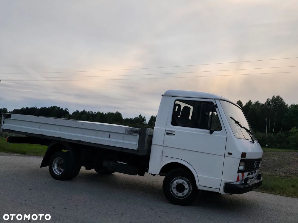 Volkswagen LT - 1