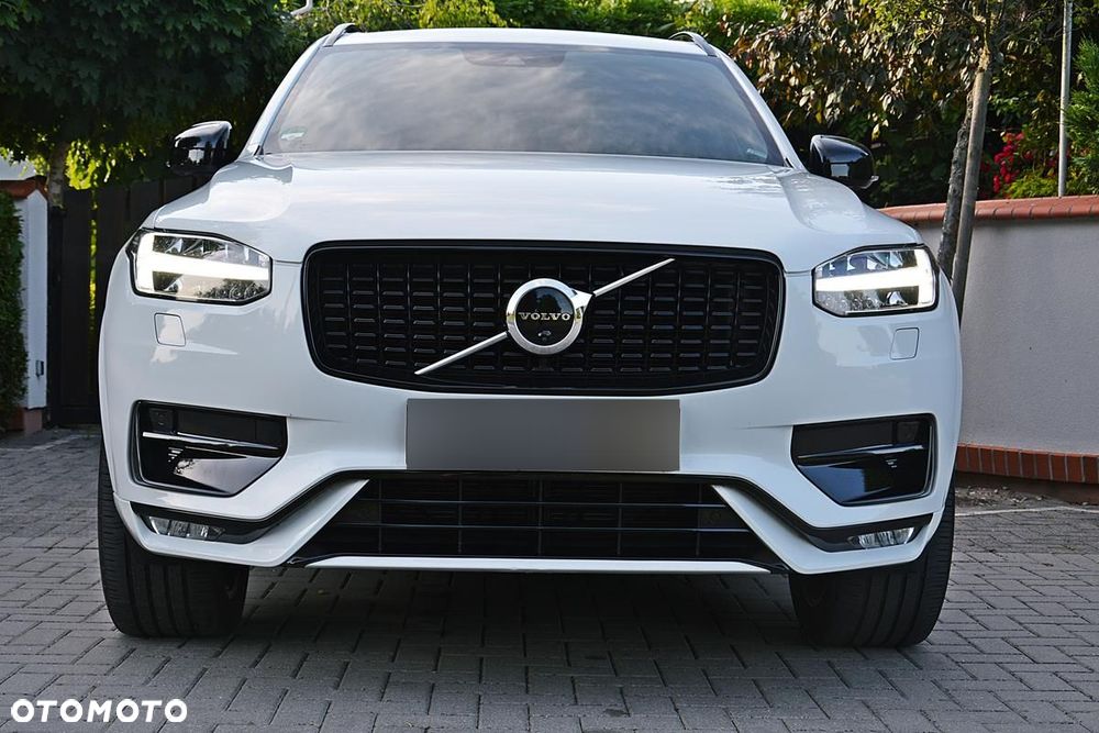 Volvo XC 90 - 7