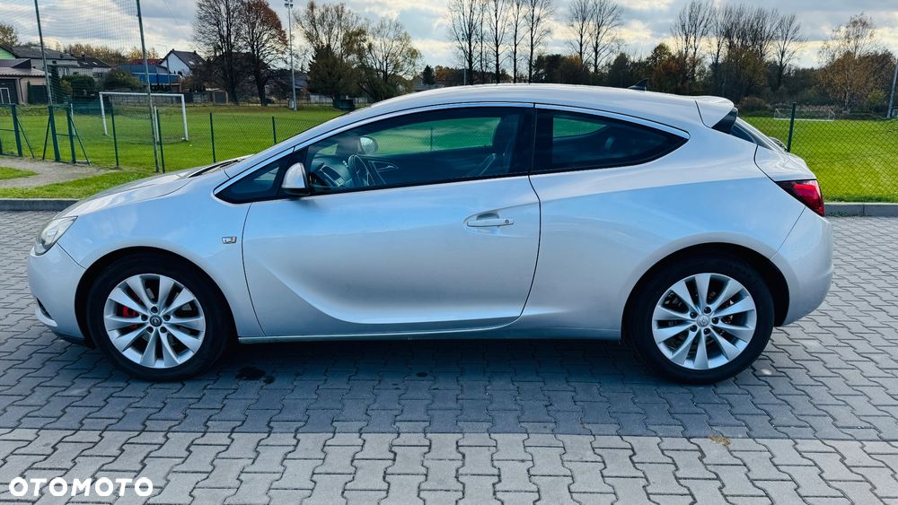 Opel Astra 2.0 CDTI ecoFLEX Start/Stop - 11