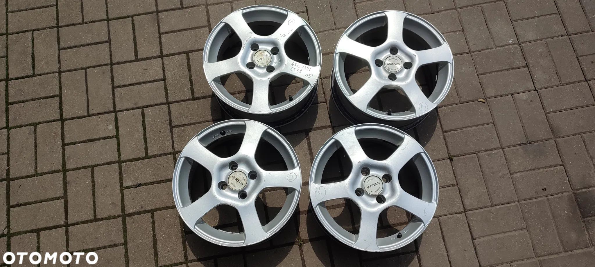 FELGI ALUMINIOWE 4x100 DOTZ 6.5Jx15 CALI ET38 VW SKODA SEAT TOYOTA HONDA KIA MINI ROVER NISSAN KOMPLET 4 SZTUKI - 1