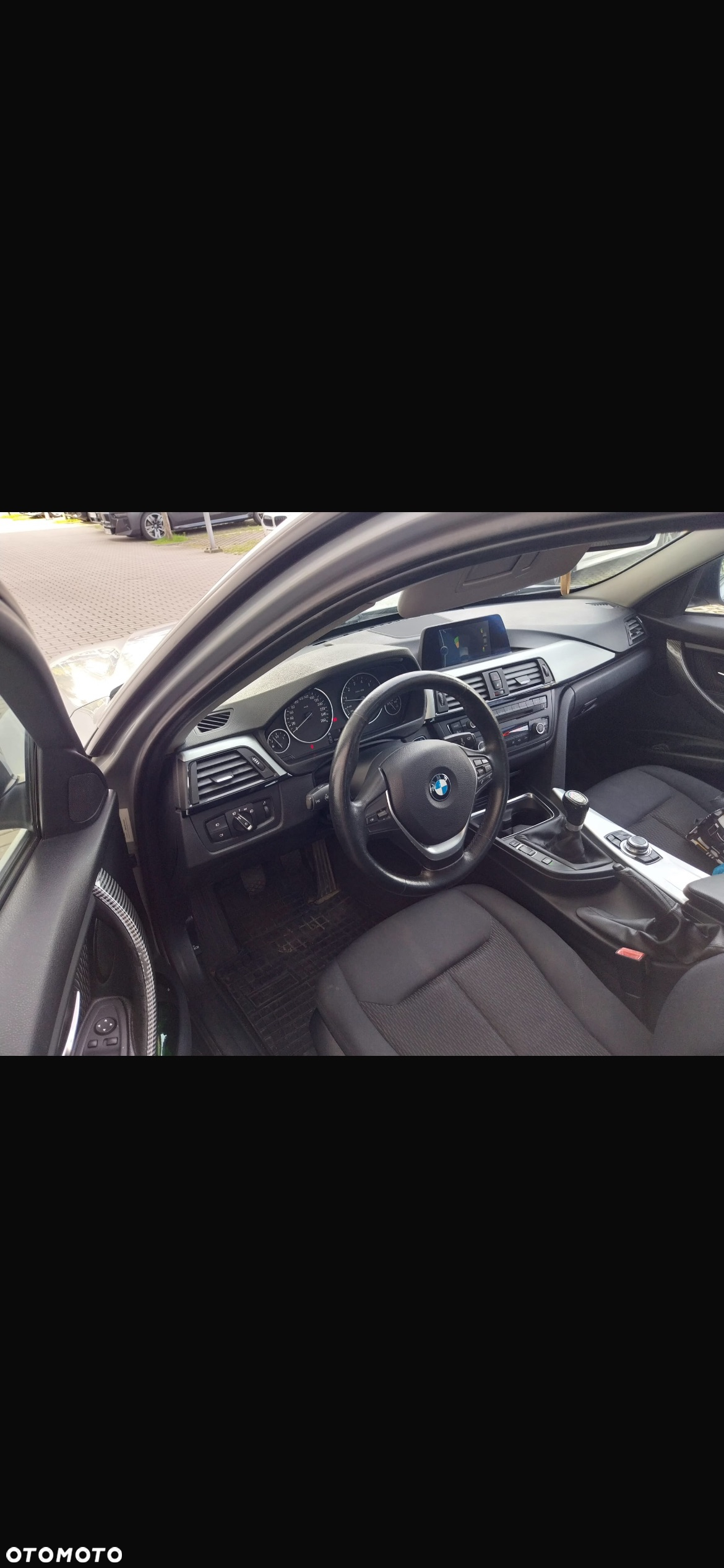BMW Seria 3 320i - 8
