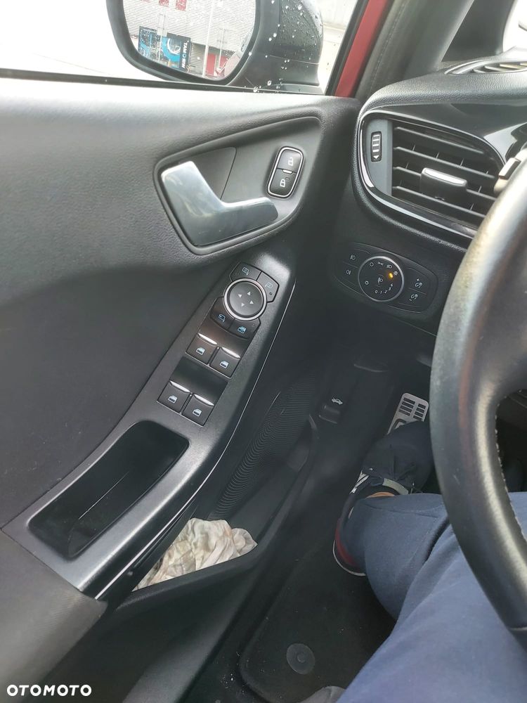 Ford Fiesta 1.0 EcoBoost S&S ACTIVE - 11