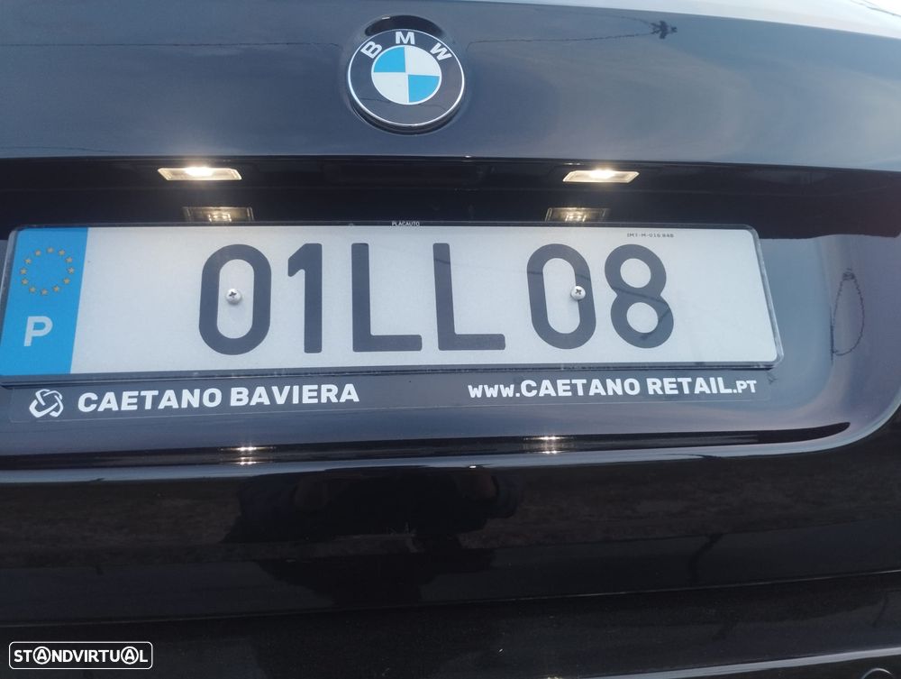 BMW 318 d LifeStyle - 35