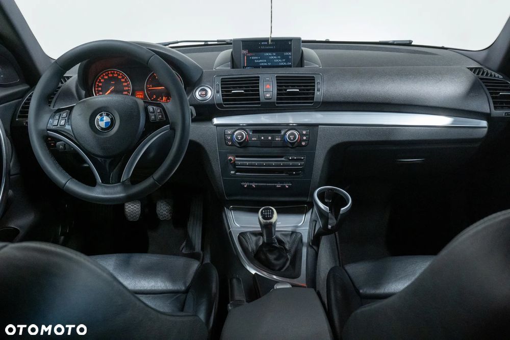 BMW Seria 1 - 11
