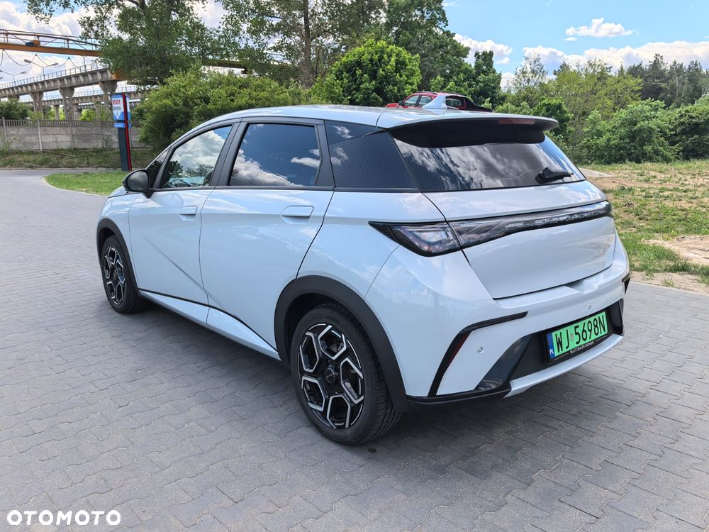 BYD Dolphin 60.4kWh Design - 17
