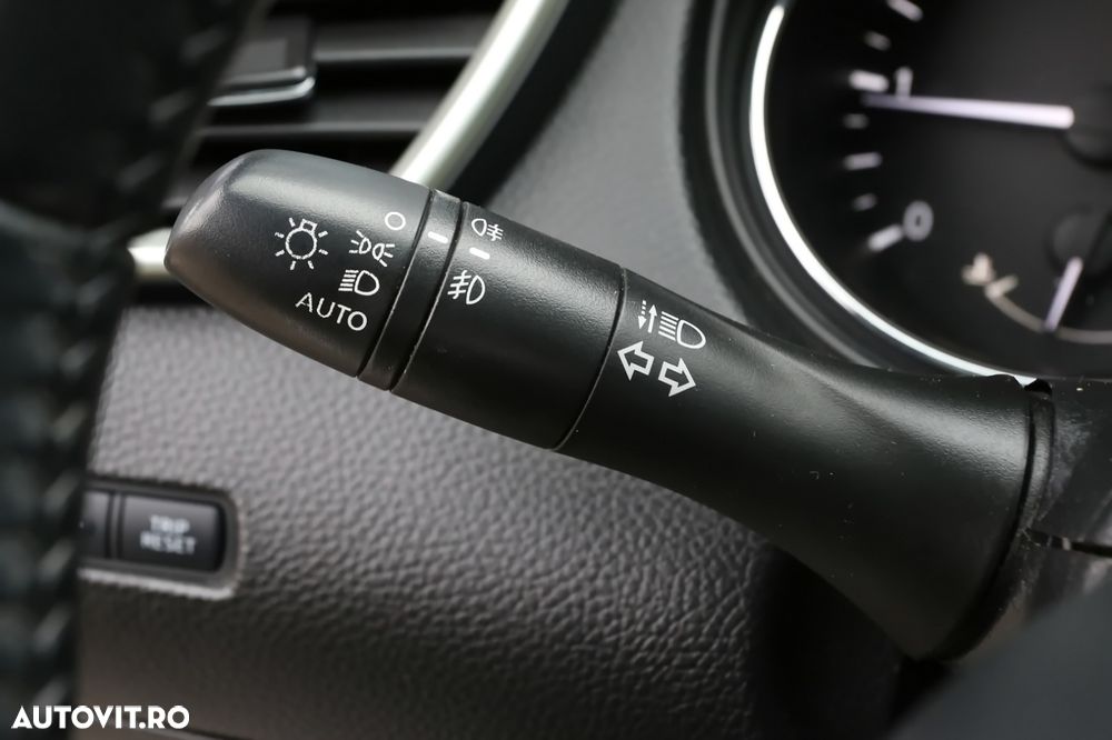 Nissan Qashqai 1.6 DCI Start/Stop 4X4-i Tekna - 29