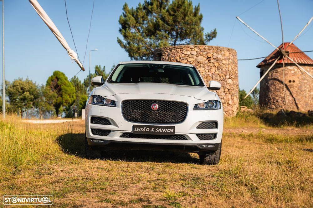 Jaguar F-Pace 2.0 i4D Pure - 45