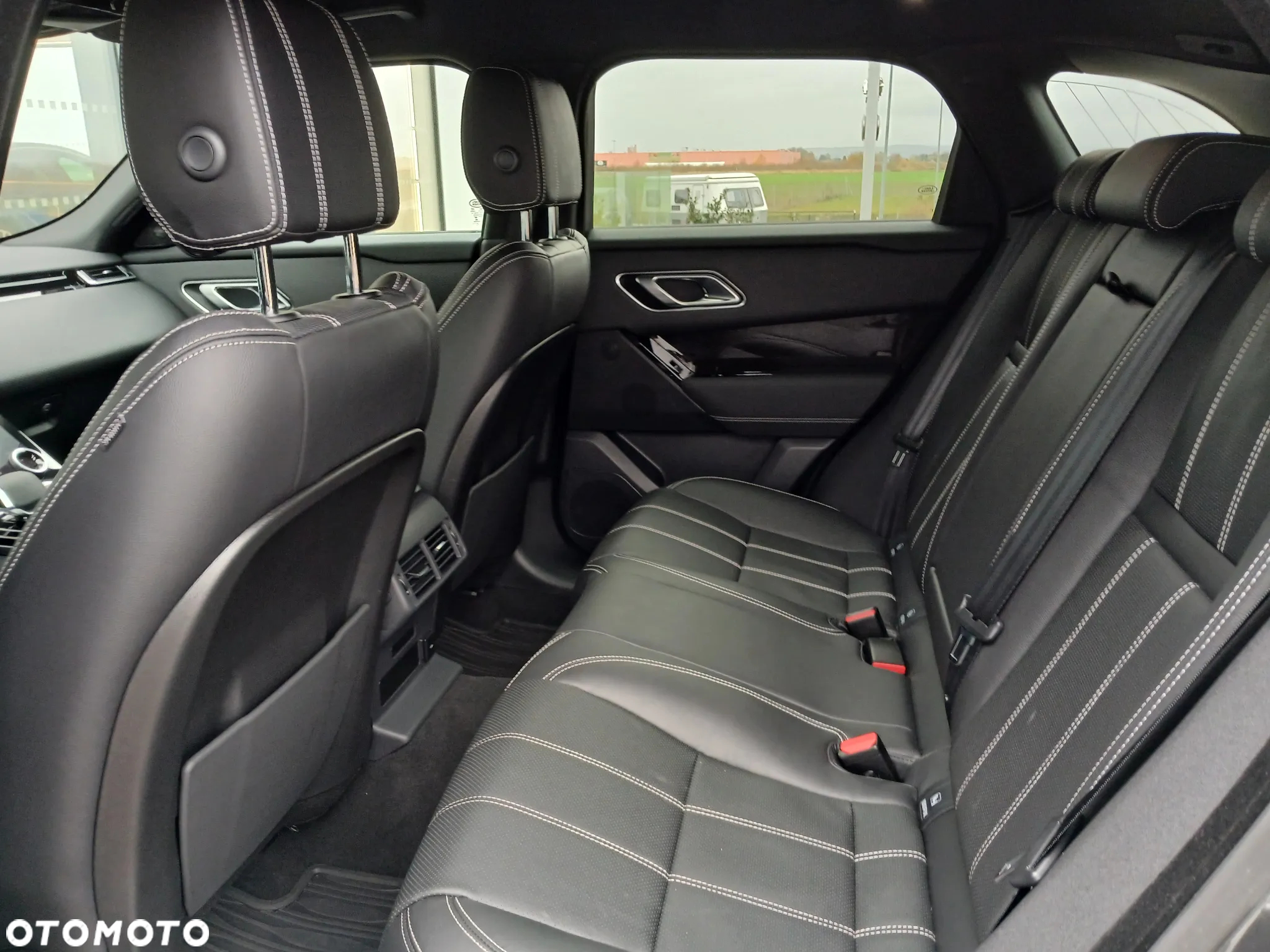 Land Rover Range Rover Velar 2.0 P250 S - 10