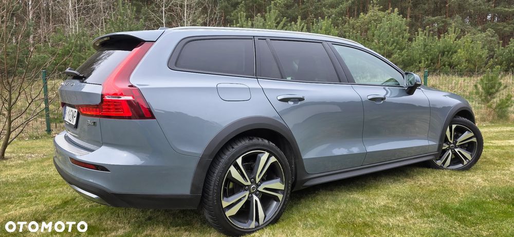 Volvo V60 Cross Country B4 D AWD - 12