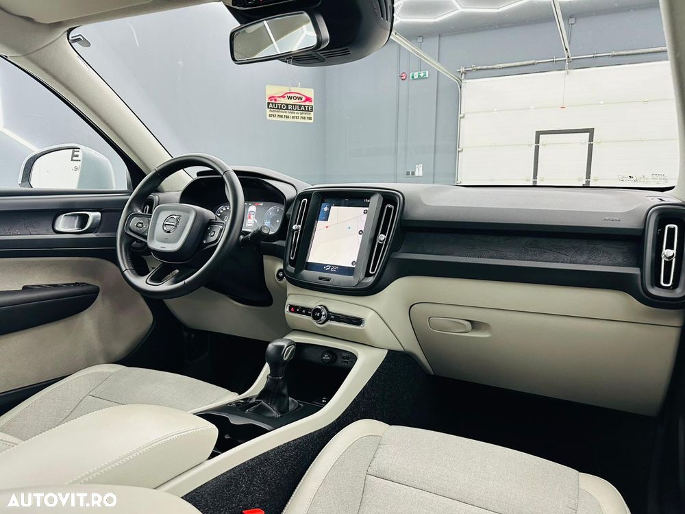 Volvo XC 40 D3 Momentum Pro - 22