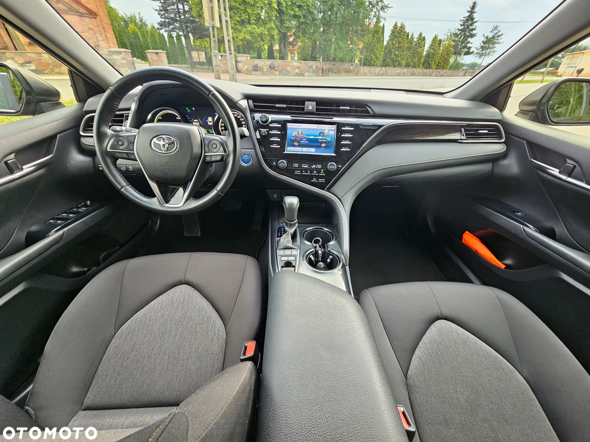 Toyota Camry 2.5 Hybrid Comfort CVT - 7