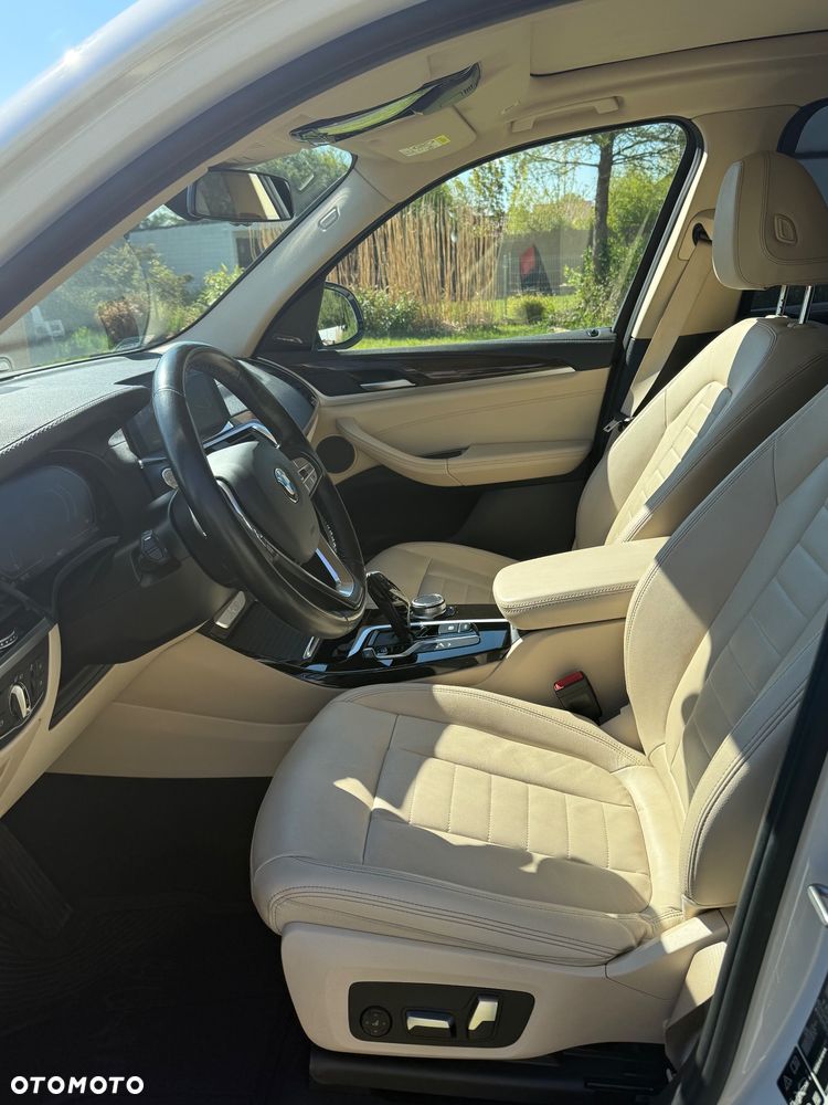 BMW X3 xDrive20d MHEV Luxury Line - 9