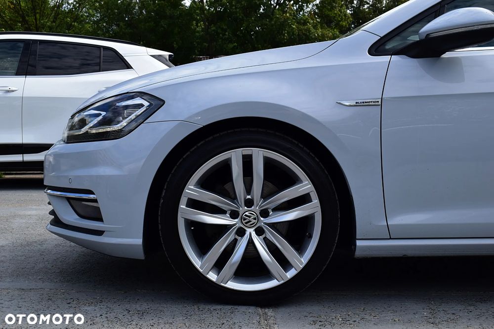Volkswagen Golf 1.5 TSI BMT Comfortline DSG - 22