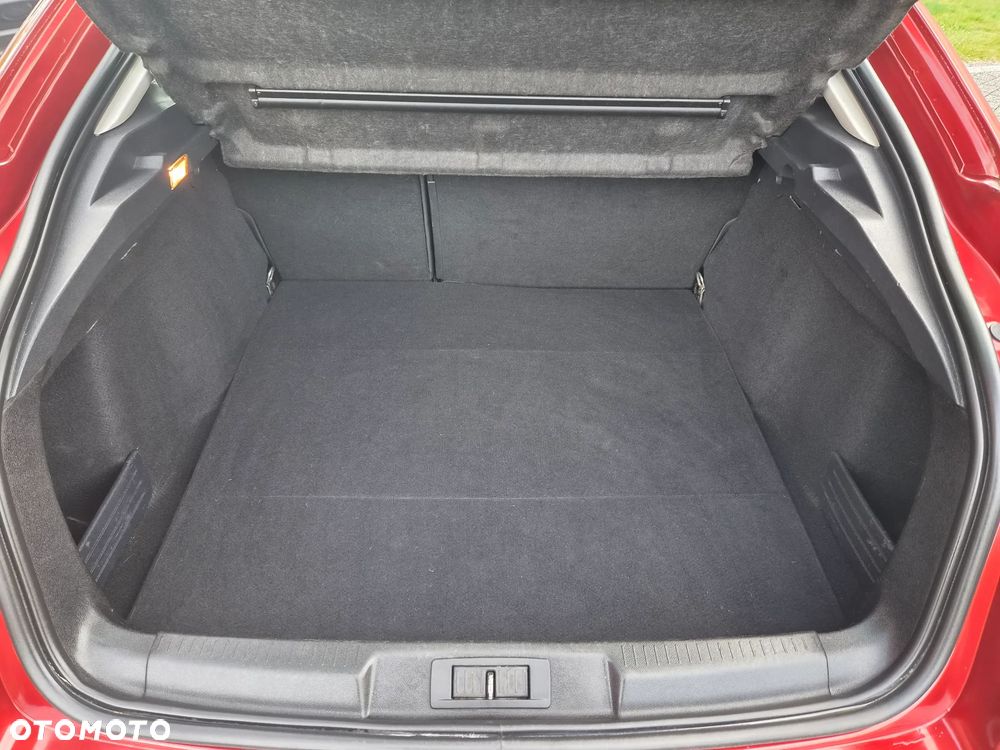 Renault Laguna dCi 150 FAP GT - 12
