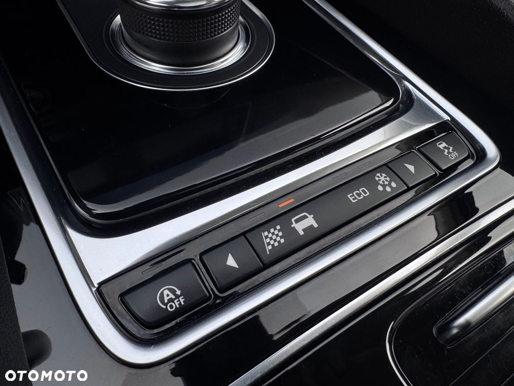 Jaguar F-Pace 25t AWD Prestige - 28