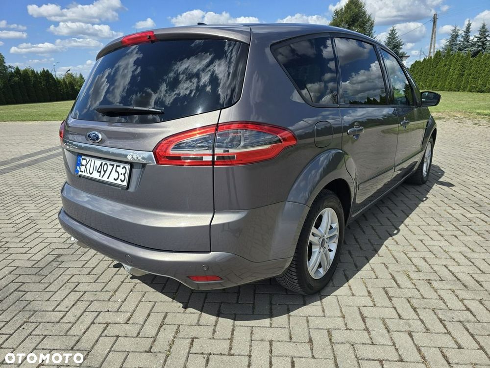 Ford S-Max - 10