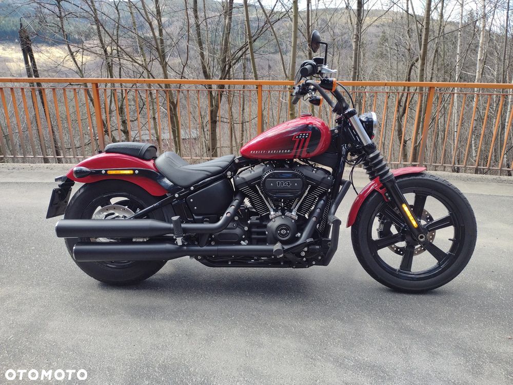 Harley-Davidson Softail Street Bob - 1