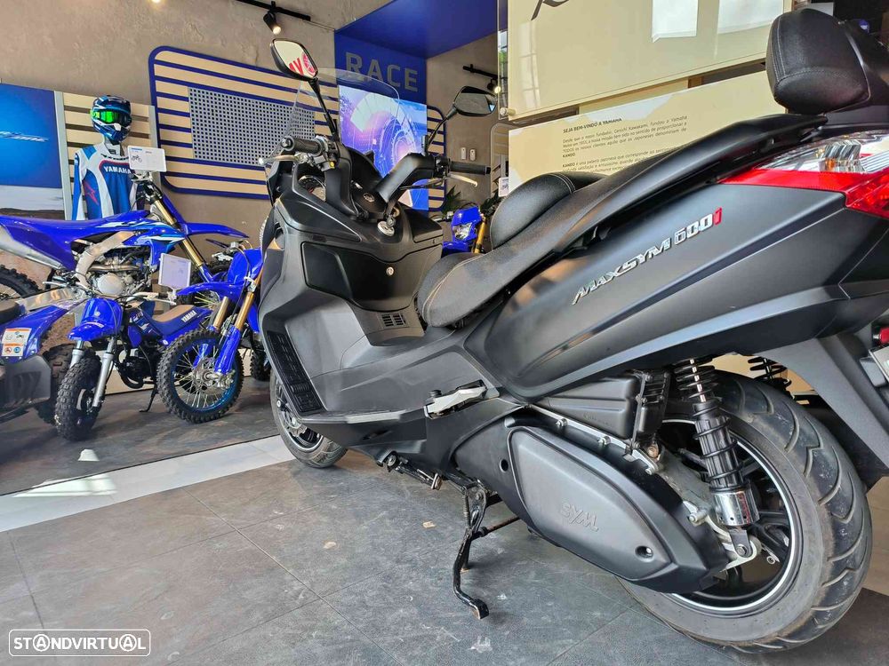 Sym MAXSYM 600 - 8