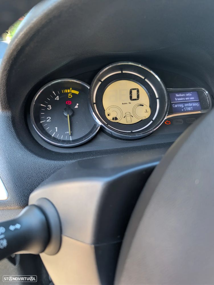 Renault Mégane Coupe 1.5 dCi Dynamique - 7