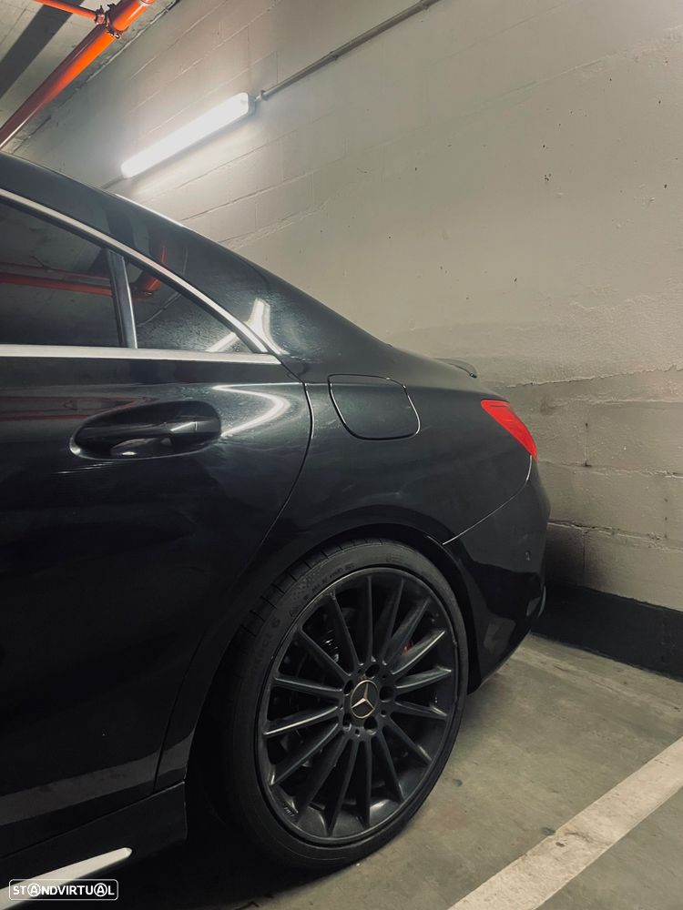 Mercedes-Benz CLA 45 AMG 4-Matic - 3