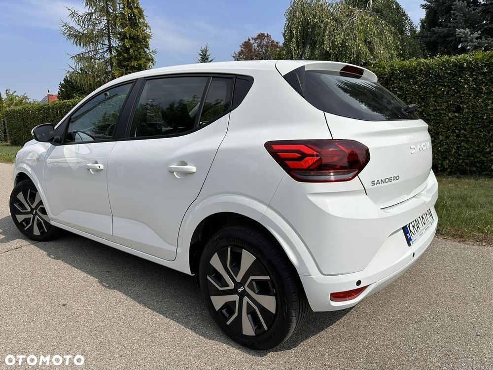 Dacia Sandero TCe 90 Essential - 21