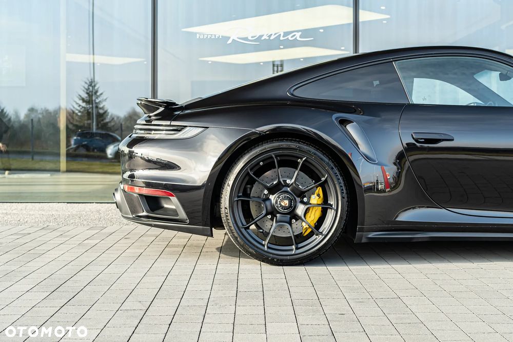 Porsche 911 Turbo S - 6