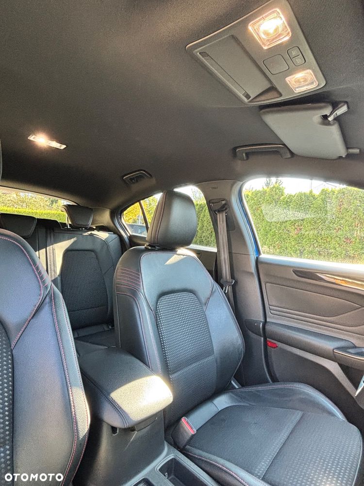Ford Focus 1.0 EcoBoost ST-Line - 18