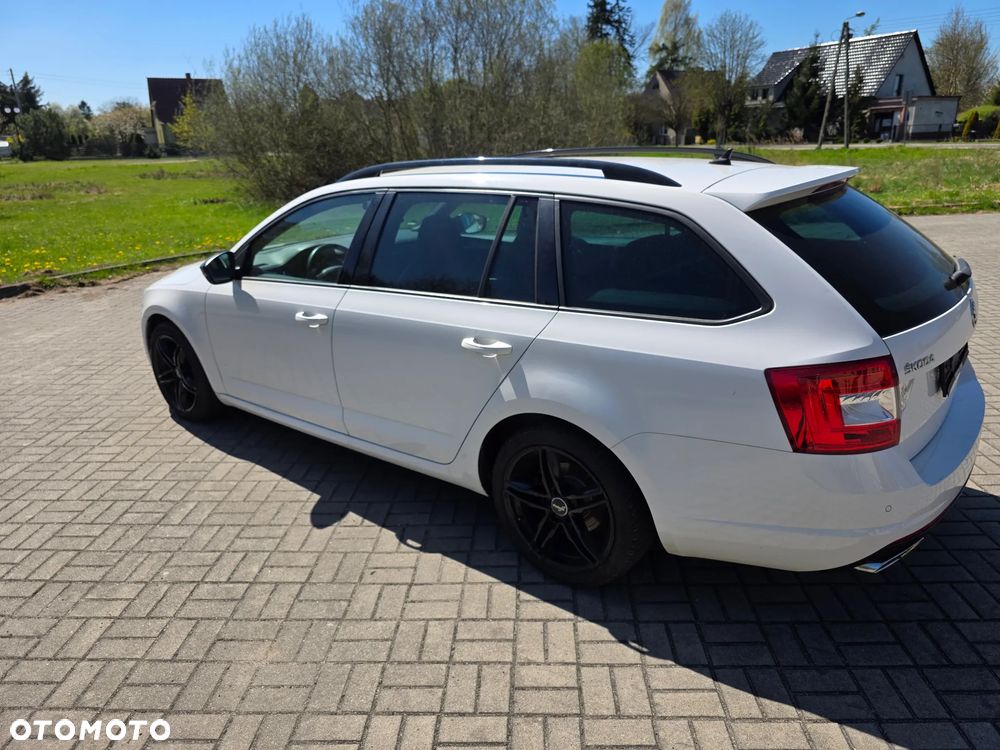 Skoda Octavia 2.0 TDI RS - 21