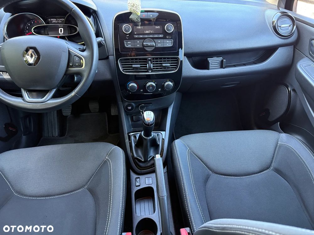 Renault Clio - 12