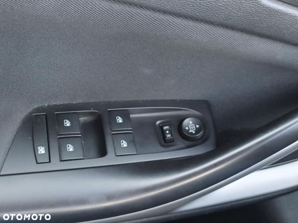 Opel Astra 1.6 CDTI Enjoy - 27