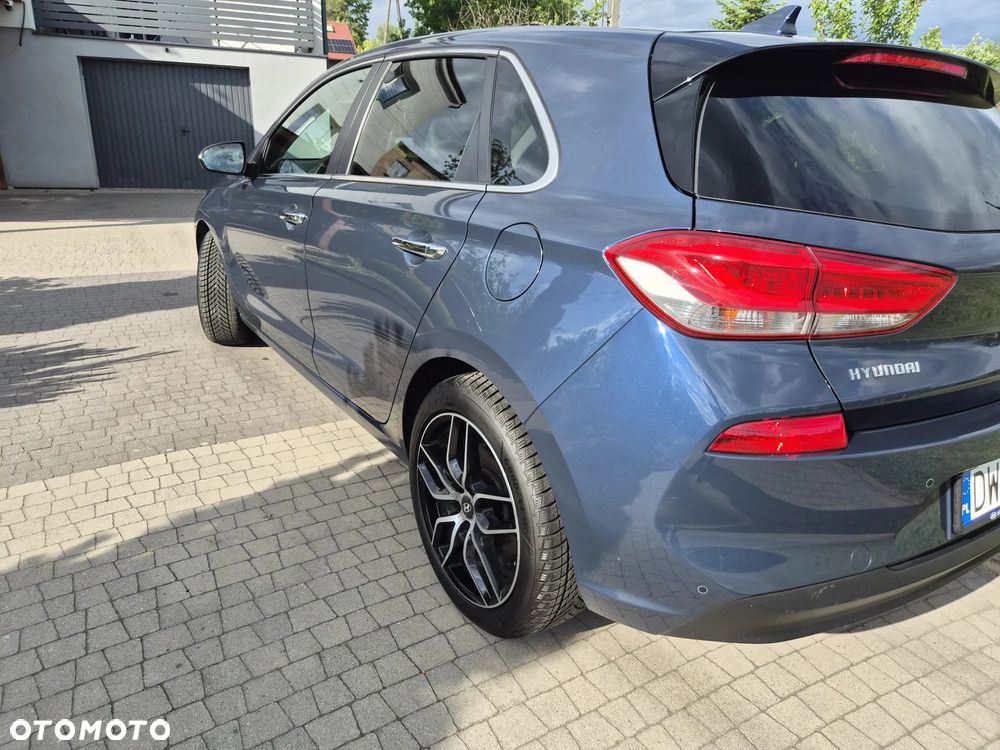 Hyundai i30 1.4 T-GDI Premiere Luxury - 11