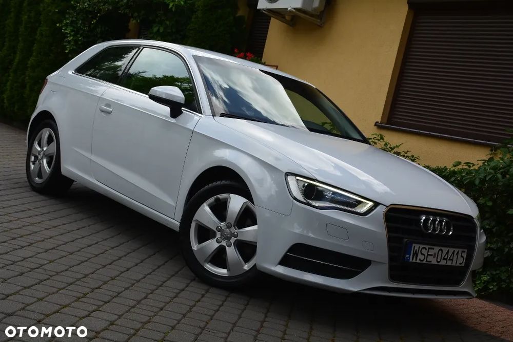 Audi A3 3-drzwiowe 1.4 TFSI Ambition - 19