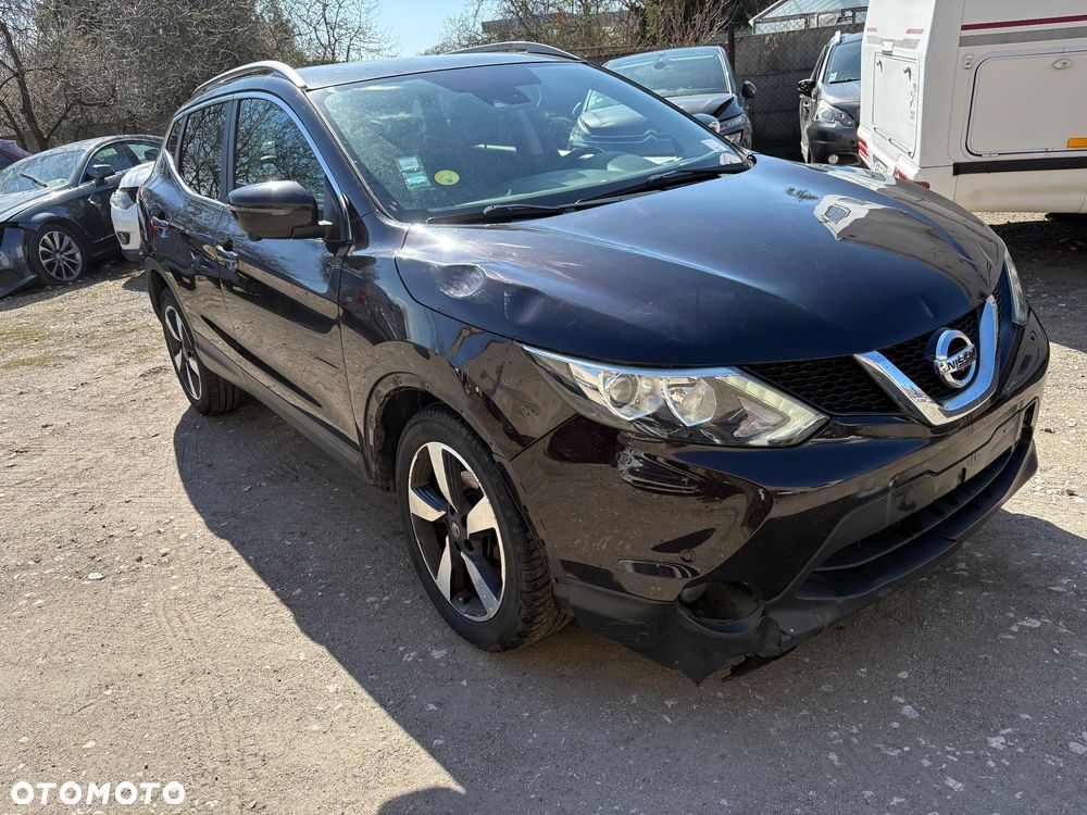 Nissan Qashqai 1.6 DCi Xtronic TEKNA - 2