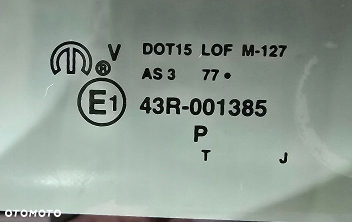 szyba karoseryjna uchylna tył prawy chrysler voyager town & country 08r - 3