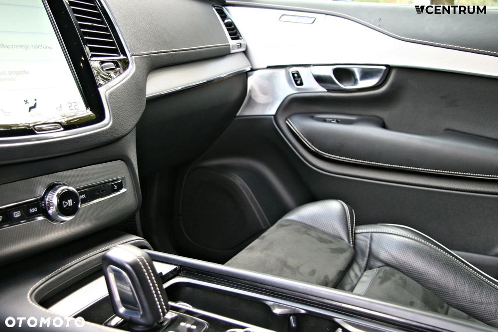 Volvo XC 90 B5 D AWD R-Design 7os - 14