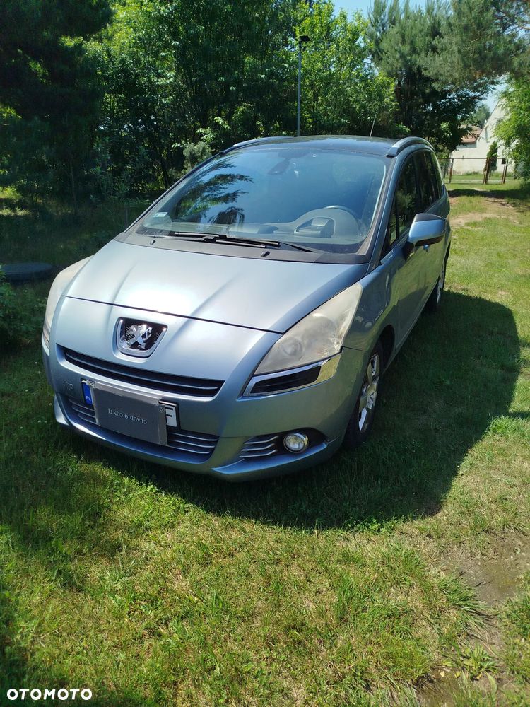 Peugeot 5008 - 16