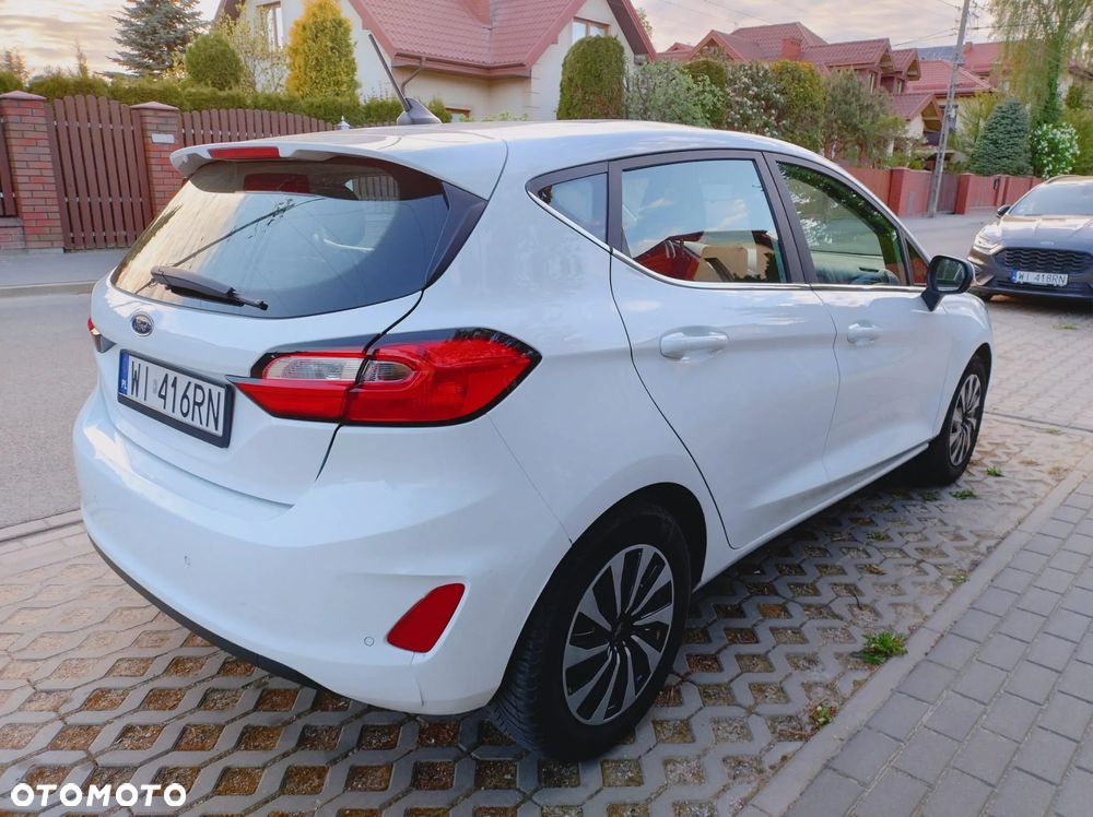 Ford Fiesta 1.0 EcoBoost Hybrid S&S TITANIUM - 11