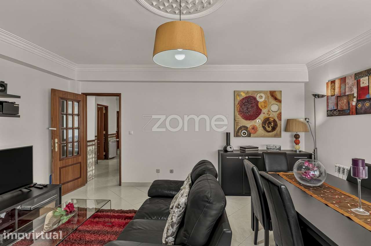 Apartamento T3 c/parqueamento - centro de Caneças - Grande imagem: 3/26