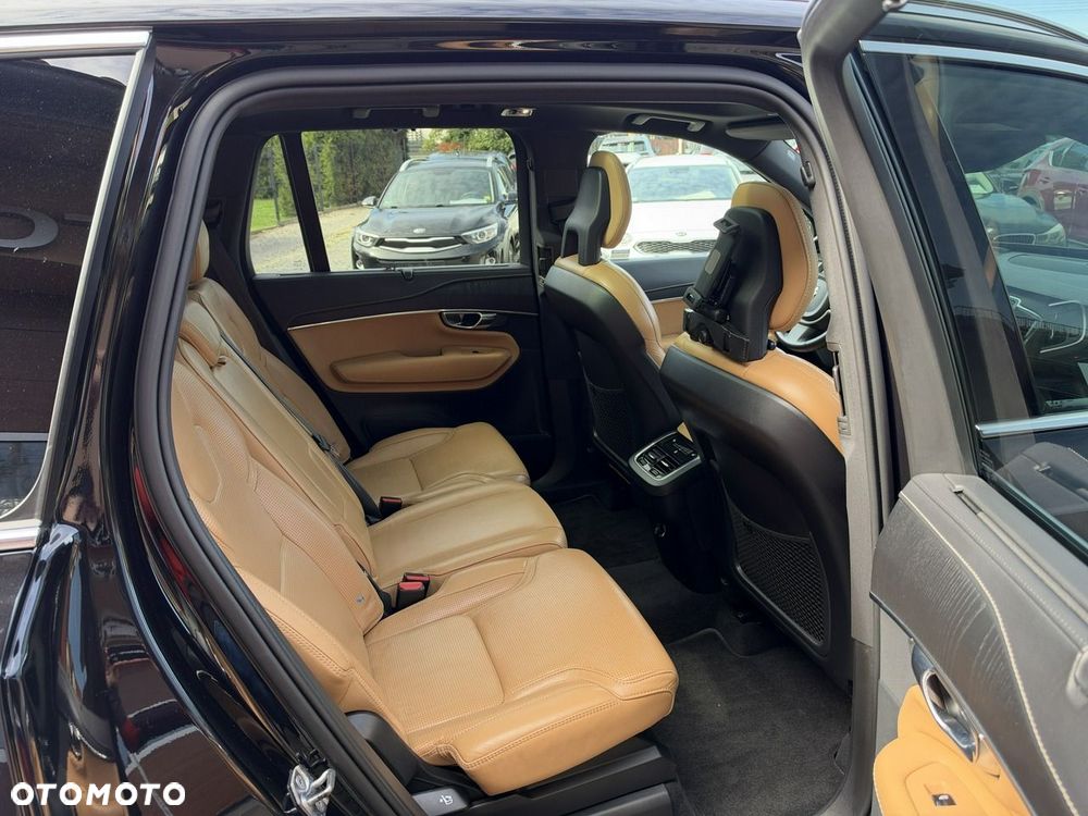Volvo XC 90 B5 D AWD Inscription - 25