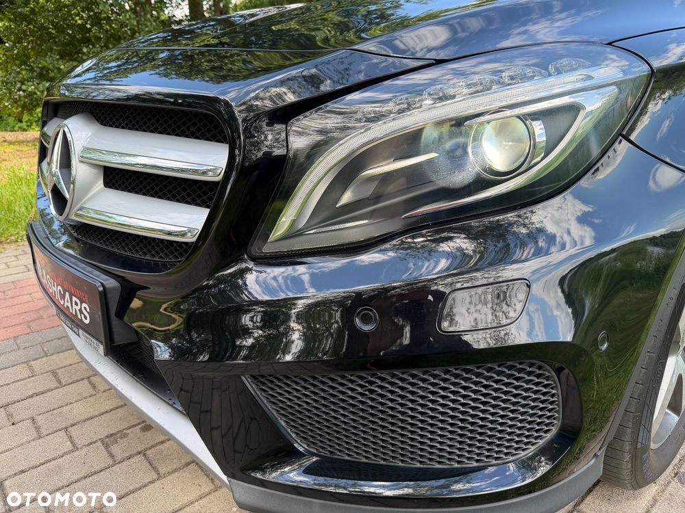 Mercedes-Benz GLA 200 AMG Line - 23