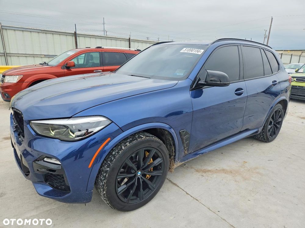 BMW X5 M50i - 1